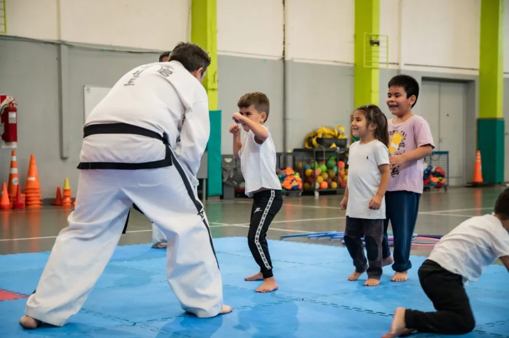 Iniciaron en Rada Tilly las clases deportivas infantiles y para adultos
