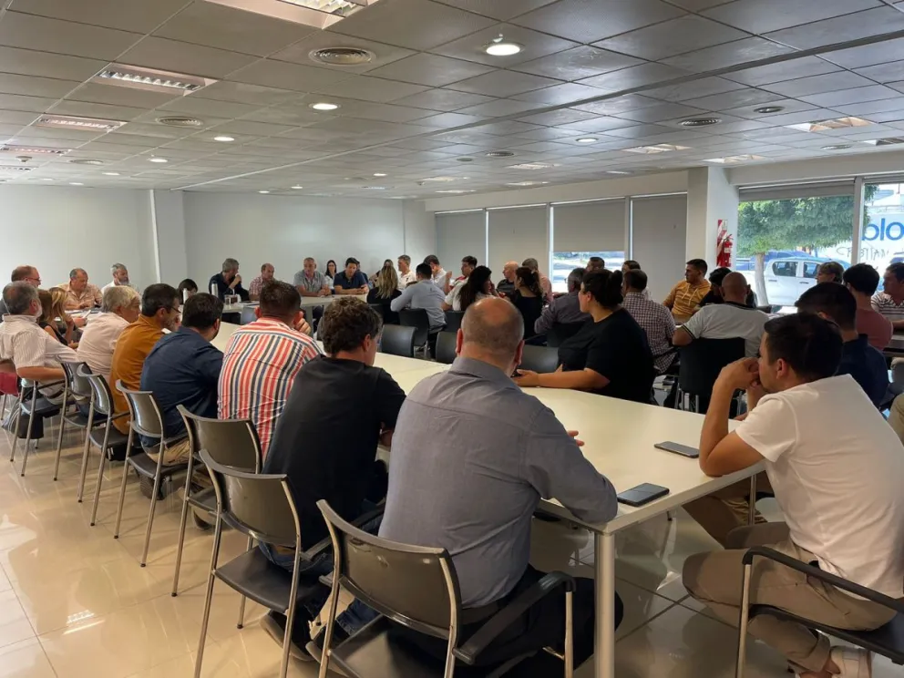 El Gobierno se reunió con intendentes y jefes comunales para analizar obras y proyectos