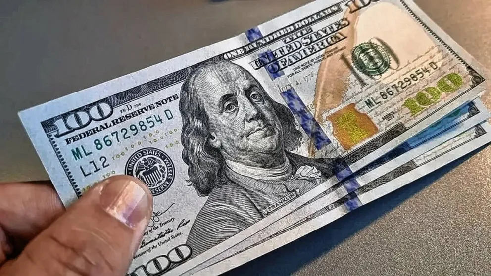 El dólar blue sigue cayendo y no encuentra piso: cuáles son las razones