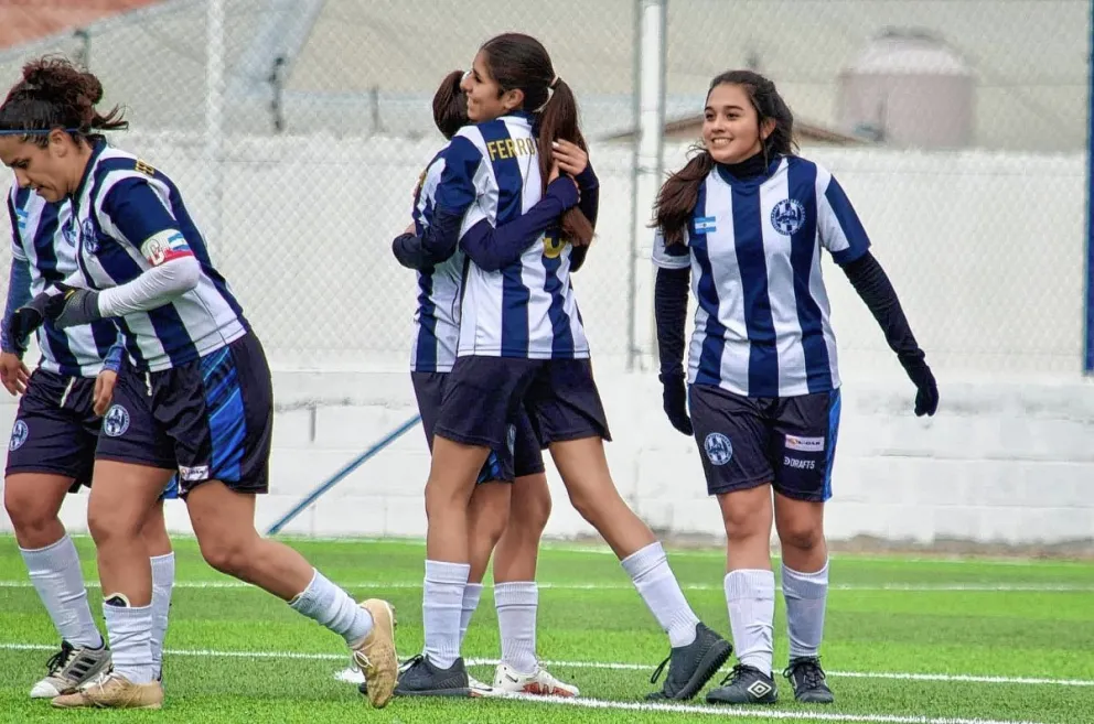 El fútbol femenino tiene fecha de inicio