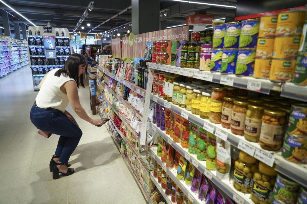 El Gobierno abre la importación de alimentos para contener la suba de precios