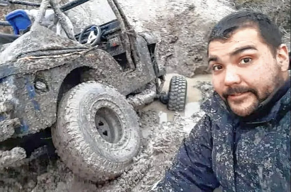 Llegaron canes especializados de la Policía Federal para rastrillar la zona donde desapareció Diego Barría