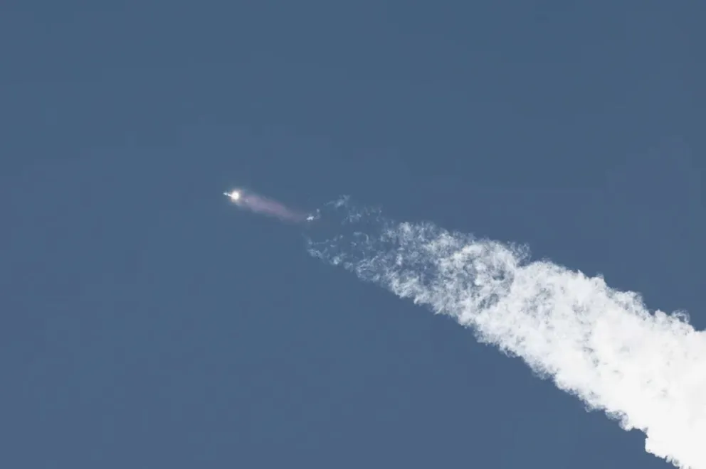 Una nave de Space X quedó destruida en el reingreso a la Tierra tras casi completar su vuelo de prueba