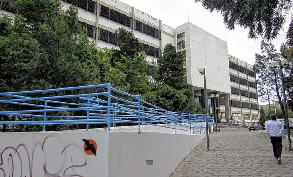 Se concretó un paro en todas las universidades del país en defensa de la educación pública