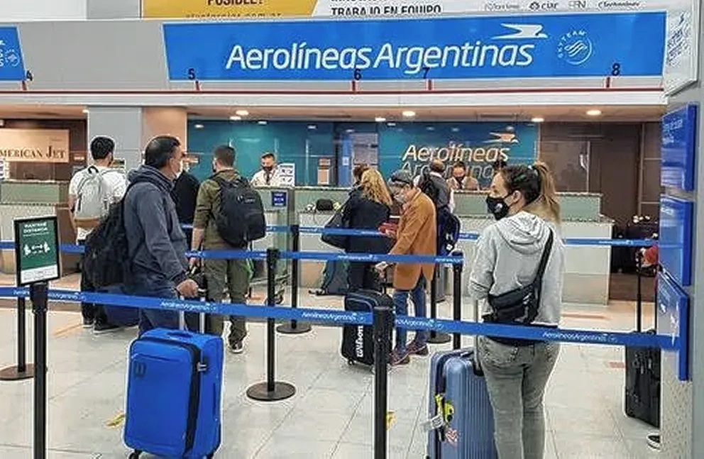 El ajuste de Aerolíneas Argentinas llega al equipaje y a la opción de elegir asiento
