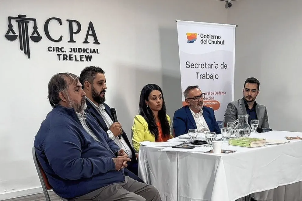 En una charla abierta se brindaron consejos útiles por el Día Mundial de los Derechos del Consumidor