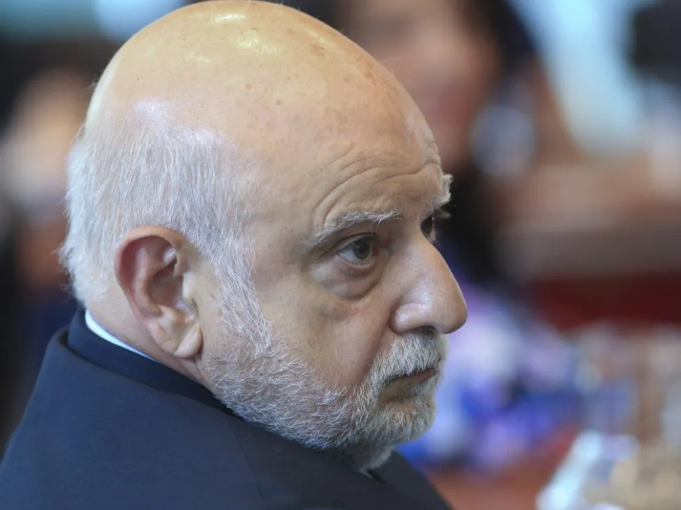 La Oficina Anticorrupción pidió al procurador del Tesoro que no intervenga en casos que involucren a Cristina Kirchner