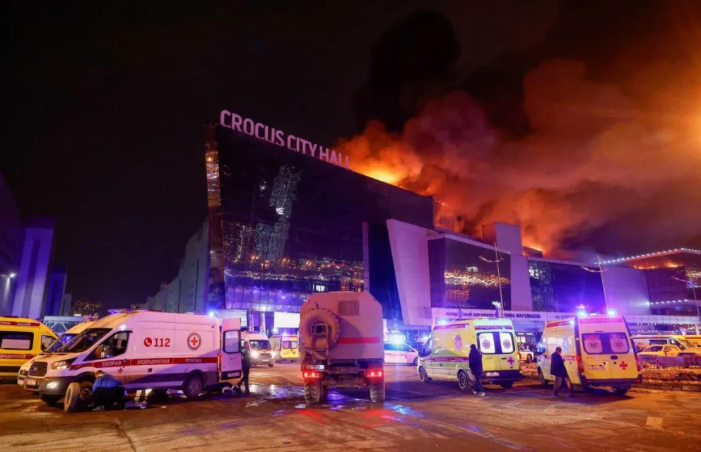 Ataque terrorista en el shopping Crocus de Moscú causa más de 40 muertos y un centenar de heridos