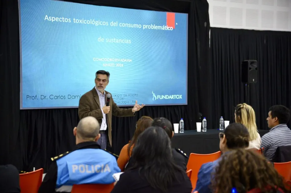 PAE junto al Ministerio de Educación, la Municipalidad de Comodoro Rivadavia y Fundartox presentaron la Diplomatura en “Prevención de consumos problemáticos”
