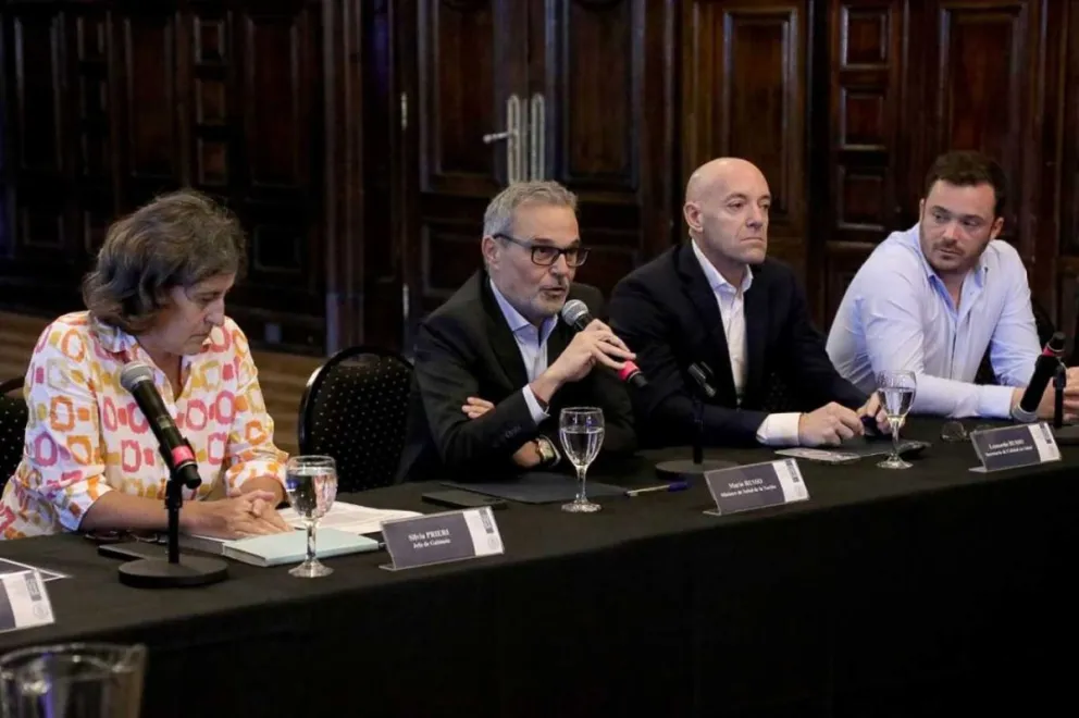 Dengue: el Gobierno reunió a todos los ministros de Salud y coincidieron en que aún se desconoce la eficacia de la vacuna