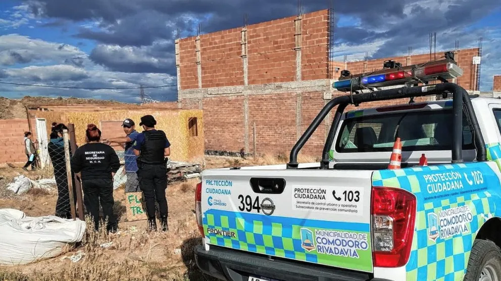 Le usurparon el terreno y pide que se  aceleren los trámites para recuperarlo