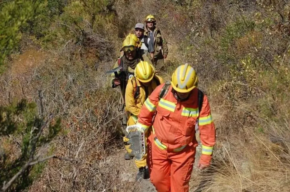Rescataron a dos senderistas en el cerro Uritorco: uno está herido
