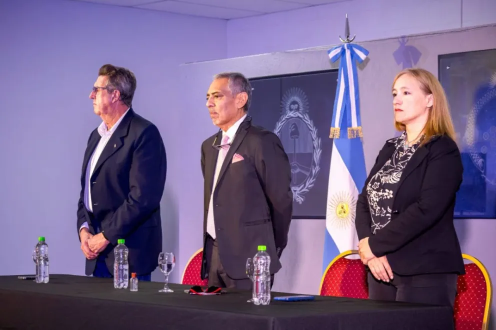 La Comuna de Cañadón Seco intima a YPF por pasivos ambientales y resarcimiento económico.