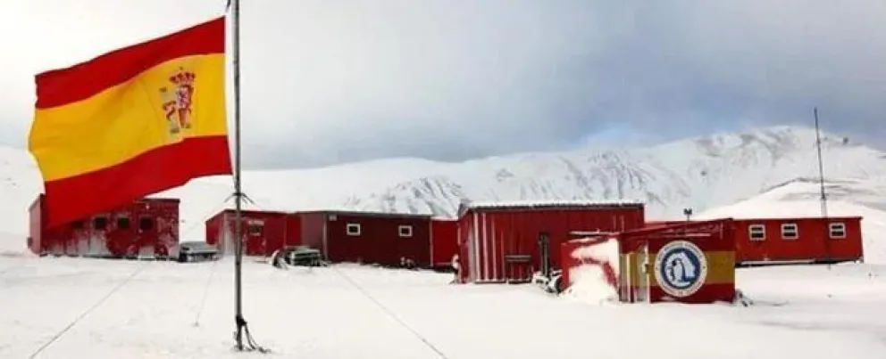 Generan por primera vez electricidad continua desde fumarolas volcánicas en la Antártida