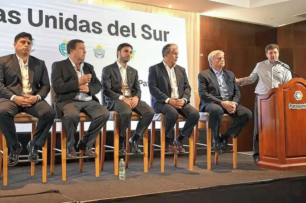 Los gobernadores patagónicos se reúnen en Tierra del Fuego en conmemoración de la Gesta de Malvinas