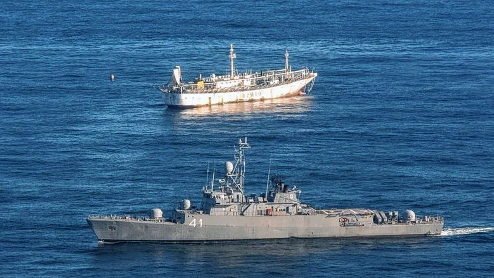 La Armada refuerza los controles de buques pesqueros en la milla 200