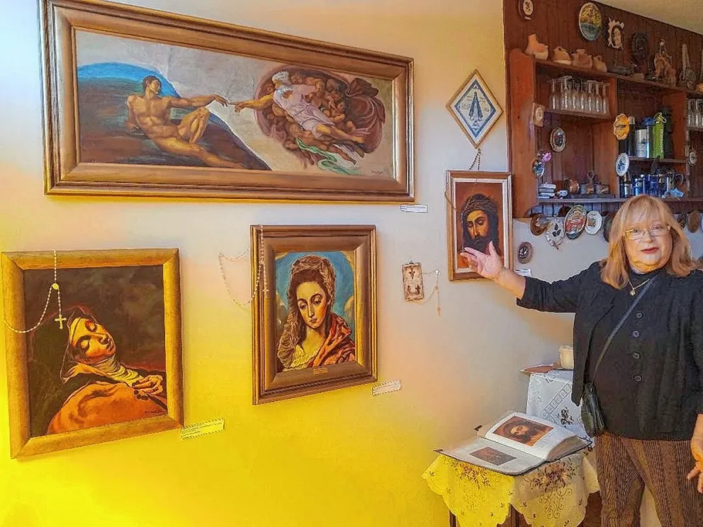 Renovada invitación a la muestra de arte sacro de Susana García