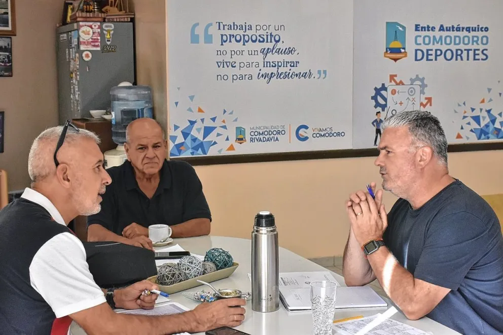 La Asociación Austral de Hockey organizaría tres torneos argentinos