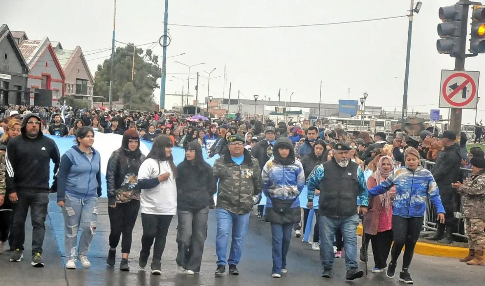 2 de Abril: Se honró a los Veteranos y Caídos de la Guerra de Malvinas