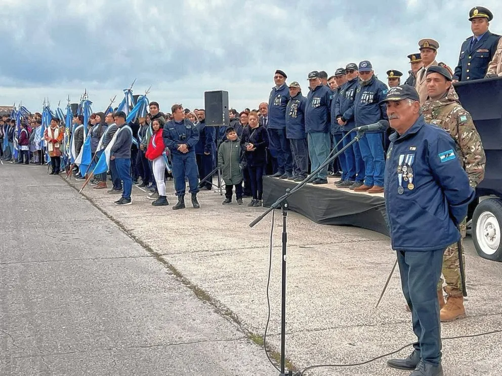 Puerto Deseado: Multitudinario acto para recordar la gesta de Malvinas