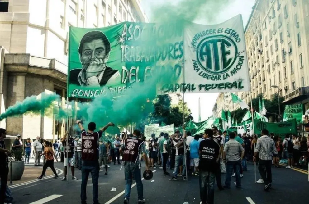 Comienza el plan de lucha de ATE por despidos: anuncian paro, toma de edificios públicos y movilización