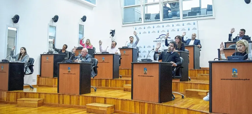 Fracasó la aprobación de multas elevadas para los “ubers”, y desde el oficialismo dicen que insistirán