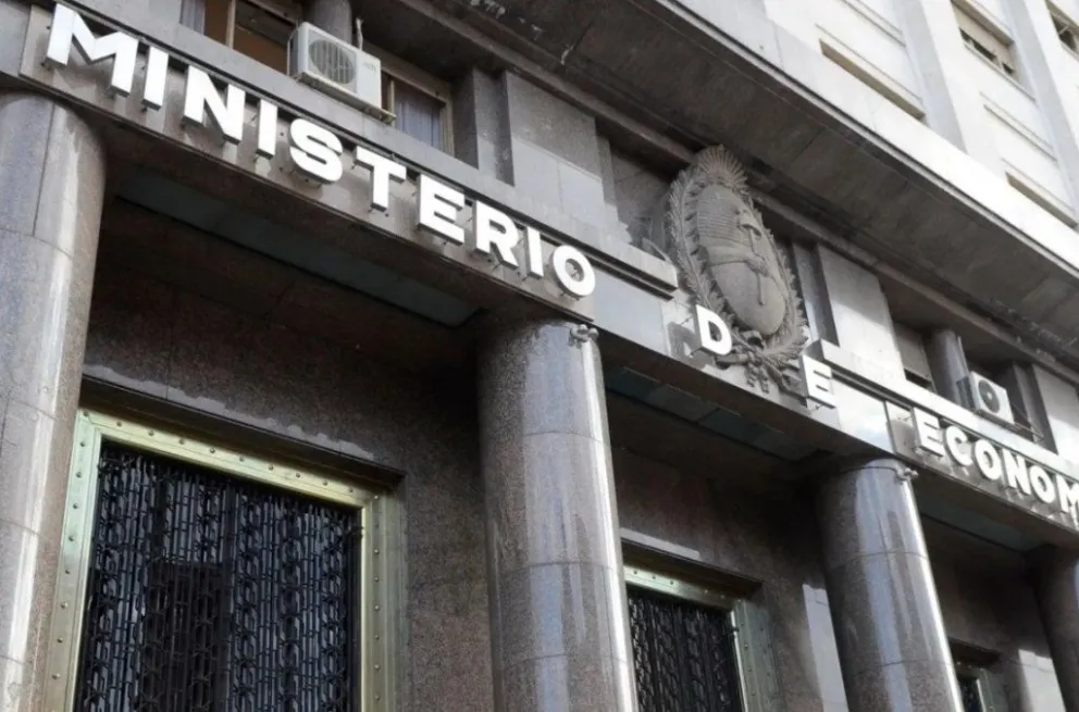 Las transferencias no automáticas a provincias cayeron 82% en marzo