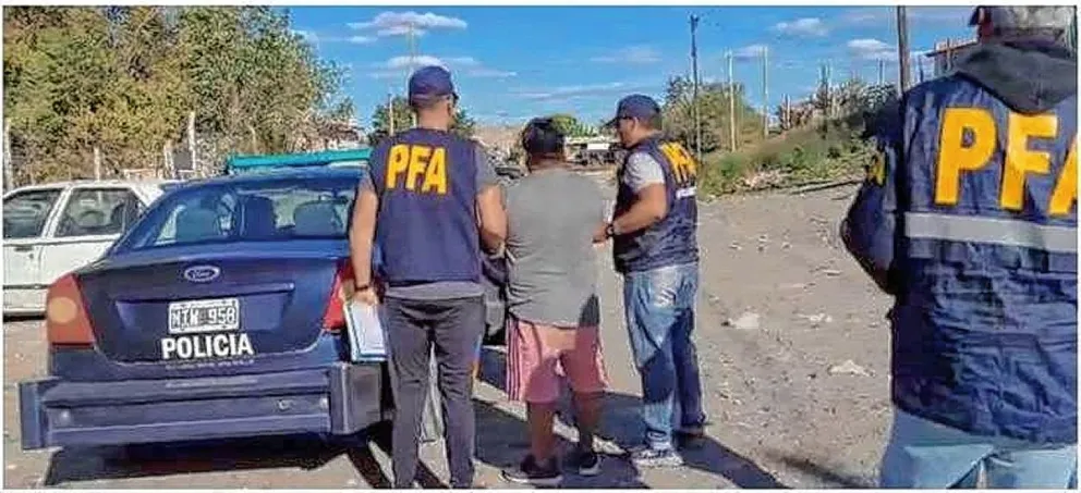 La Policía Federal atrapó en barrio de Trelew a procesado en causa por narcotráfico buscado por la Justicia