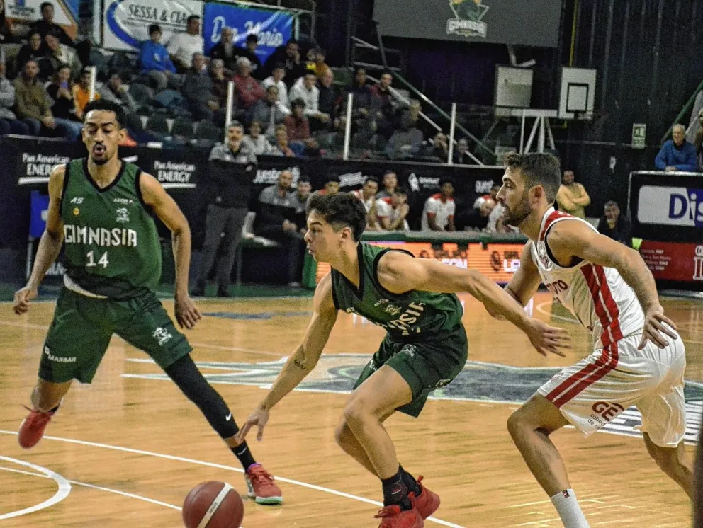 Gimnasia va por otro triunfo ante Independiente de Oliva