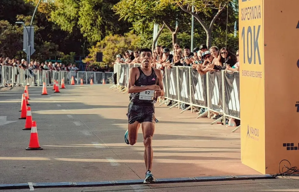 David Rodríguez hizo podio en los 10K de Vicente López