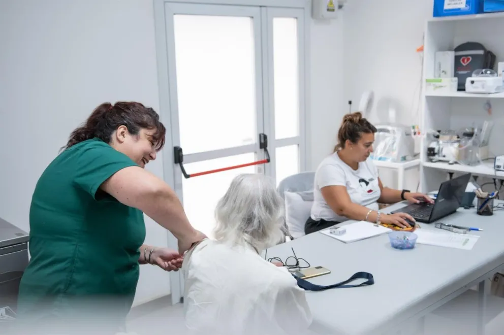 Jornada de vacunación antigripal y contra el virus sincicial en el Centro de Salud de Rada Tilly