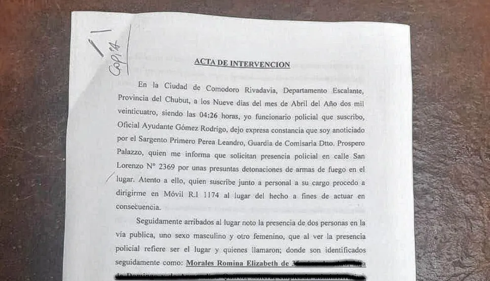 Peligroso escándalo policial en Comodoro: jefe de comisaría a los tiros contra bienes de su ex pareja