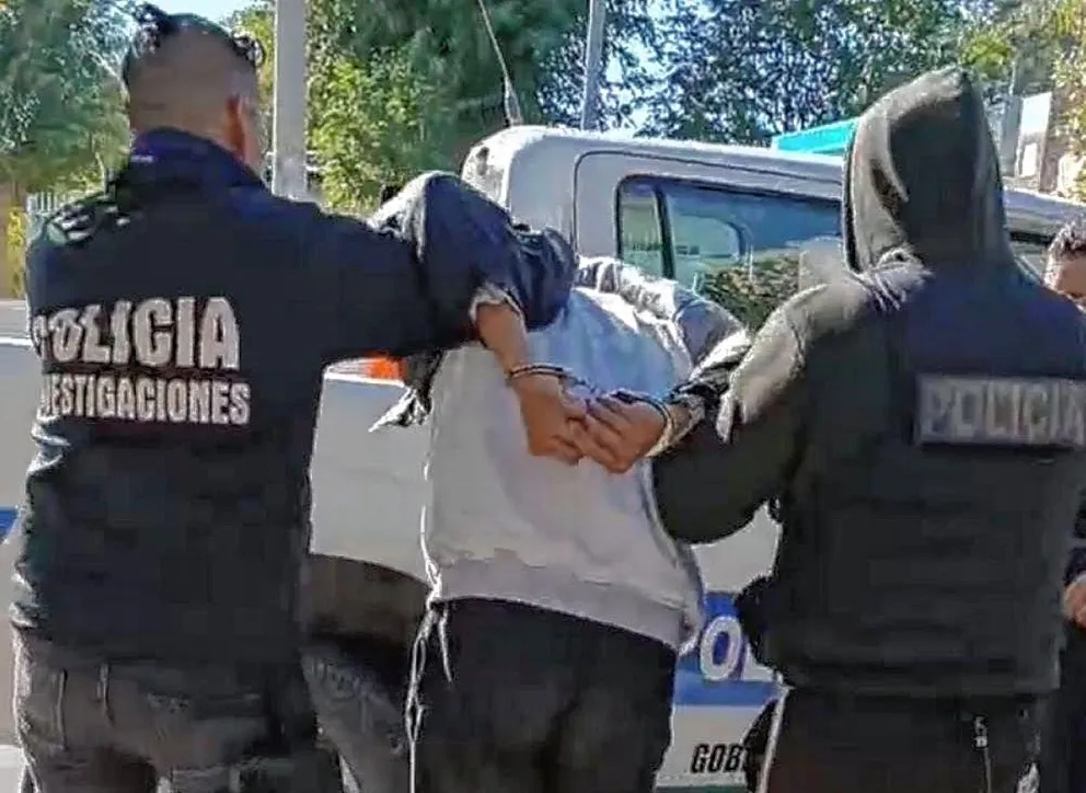 Capturaron en Trelew a presunto asaltante al que le atribuyen un feroz robo que la policía mantenía en secreto
