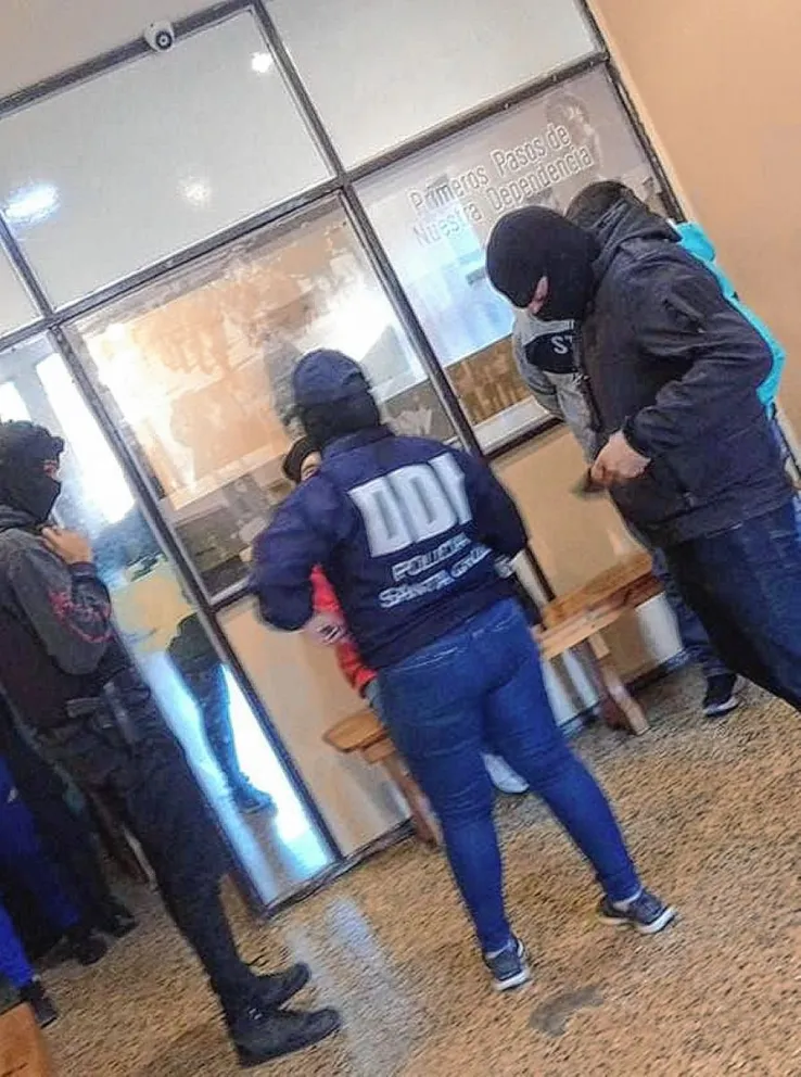 Desarticulan banda dedicada al robo de viviendas en Deseado