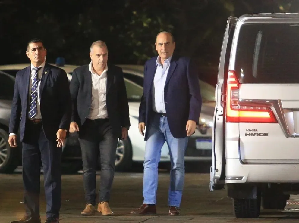 Milei regresó a la Argentina y encabezará un encuentro en Casa Rosada para analizar el Conflicto en Medio Oriente