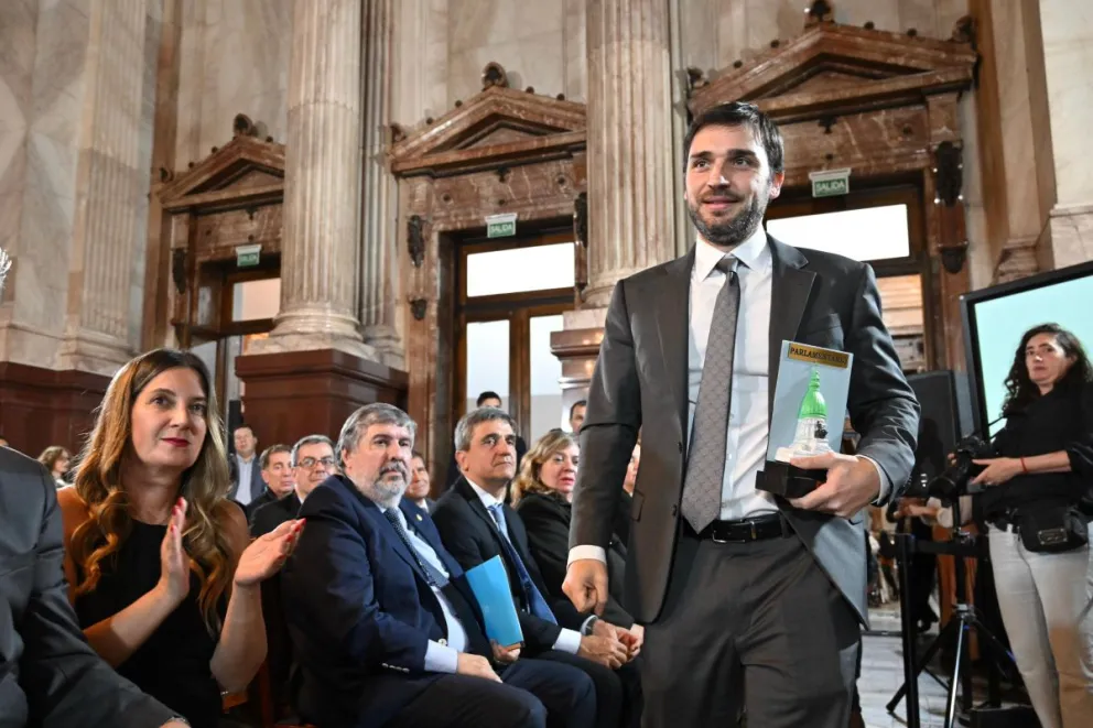 “Nacho” Torres fue premiado como el senador nacional más destacado del 2023