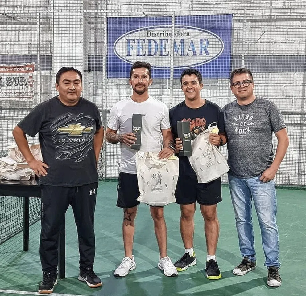 Se jugaron dos torneos de Pádel