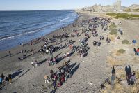 Más de 700 niños participaron de una jornada de recolección de residuos en la playa de Km. 8
