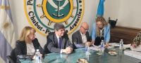 Provincia firmó el contrato para la obra de dragado en el Puerto de Comodoro Rivadavia