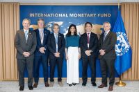 Caputo se reunió con funcionarios del FMI y del Tesoro norteamericano, y recibió apoyos