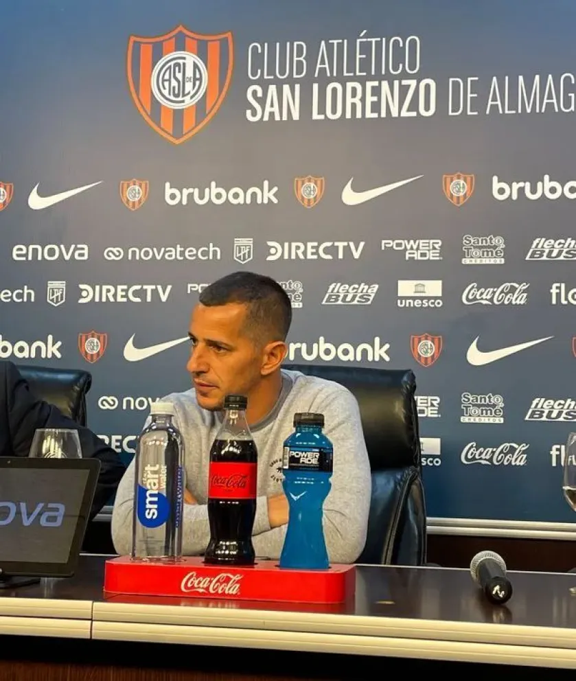 El 'Pipi' Romagnoli fue presentado como nuevo entrenador de San Lorenzo: "Es una oportunidad única"