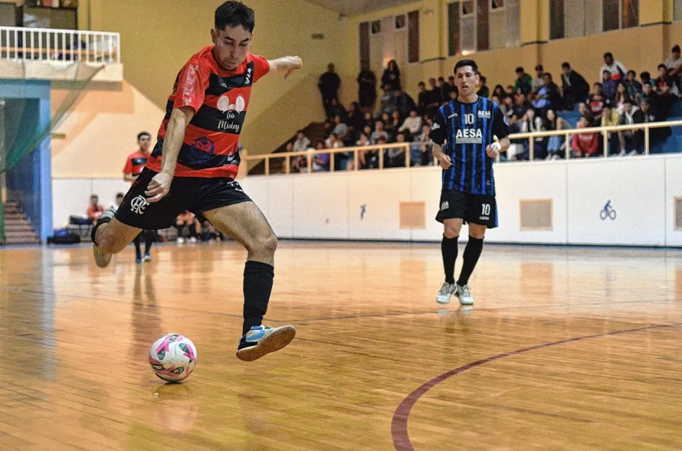 Flamengo enfrenta a Parma