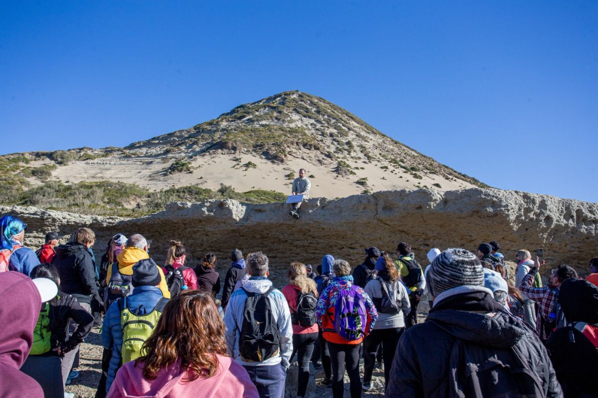 Exitoso Trekking en el Área Natural Protegida del Pico Salamanca y Cerro Sombrero