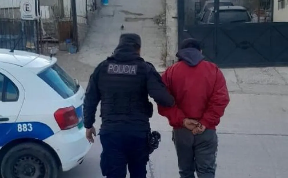 Tenía pedido de captura y lo encontraron en el Quirno Costa