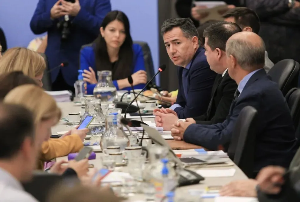 Cómo quedó la reforma laboral suavizada que consensuó el Gobierno con la oposición