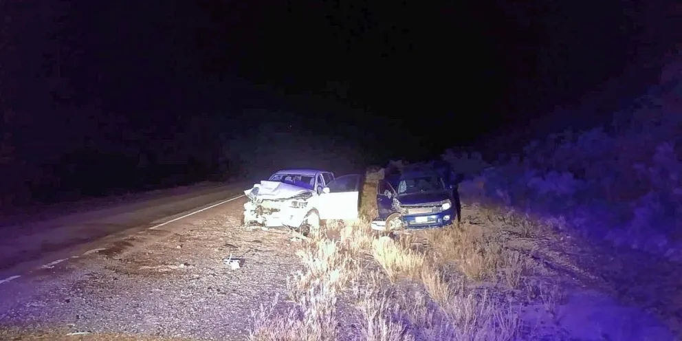Cinco golpeados en choque de camionetas entre Dolavon y Gaiman