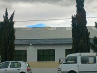 El fuerte viento provocó daños en el techo de una escuela de Sarmiento