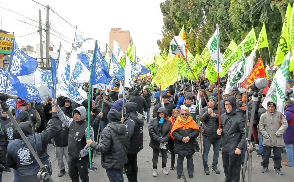 Acto por el Día del Trabajador: Fuerte rechazo de la CGT local a la media sanción de la Ley de Bases