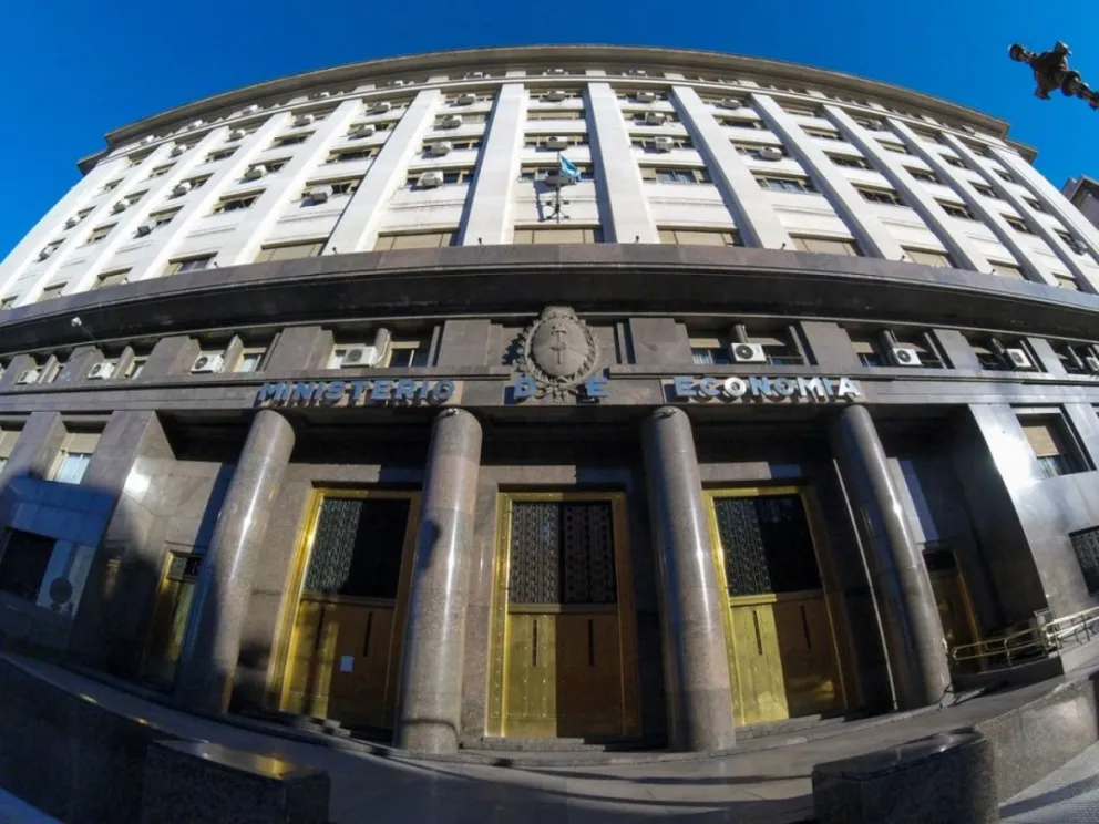 Las transferencias automáticas a provincias cayeron 20,6% en abril