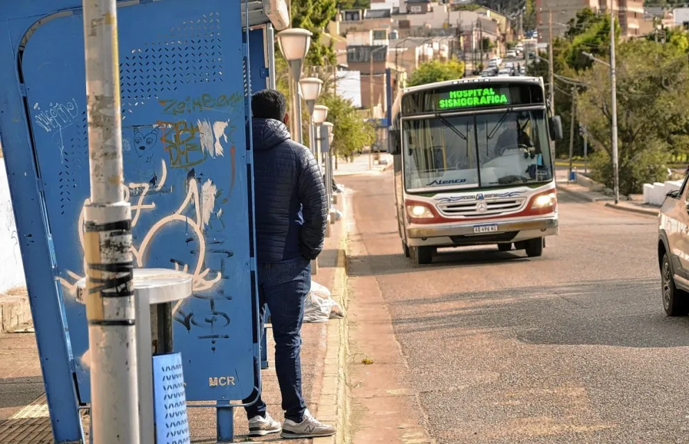 Ahora sí, el boleto urbano cuesta desde ayer $446,08 y el suburbano $467,74